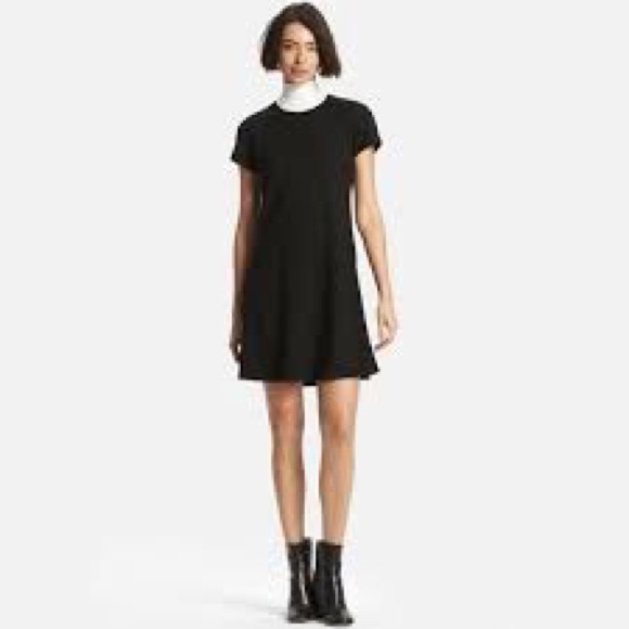 UNIQLO Short Sleeve Black Ponte Fit Flare Dress - Picture 7 of 7